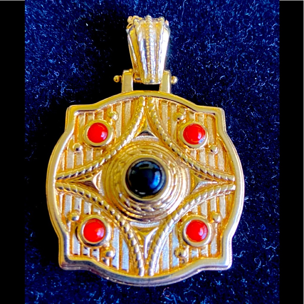 14K Yellow Gold Pendant with Stones Large Bevel